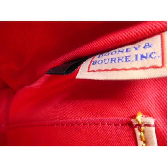 Dooney & Bourke Fuchsia Pink Shoulder Bag (Needs some TLC) - Picture 11 of 12